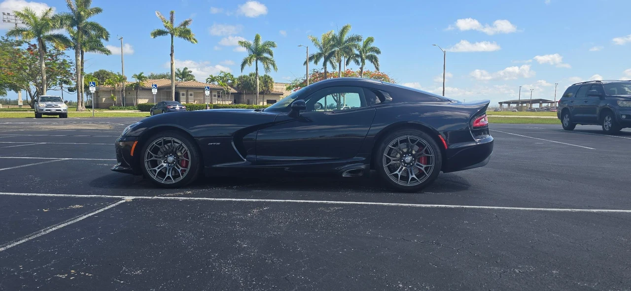 2013 Dodge Viper 5th Gen - Image 8 of 31