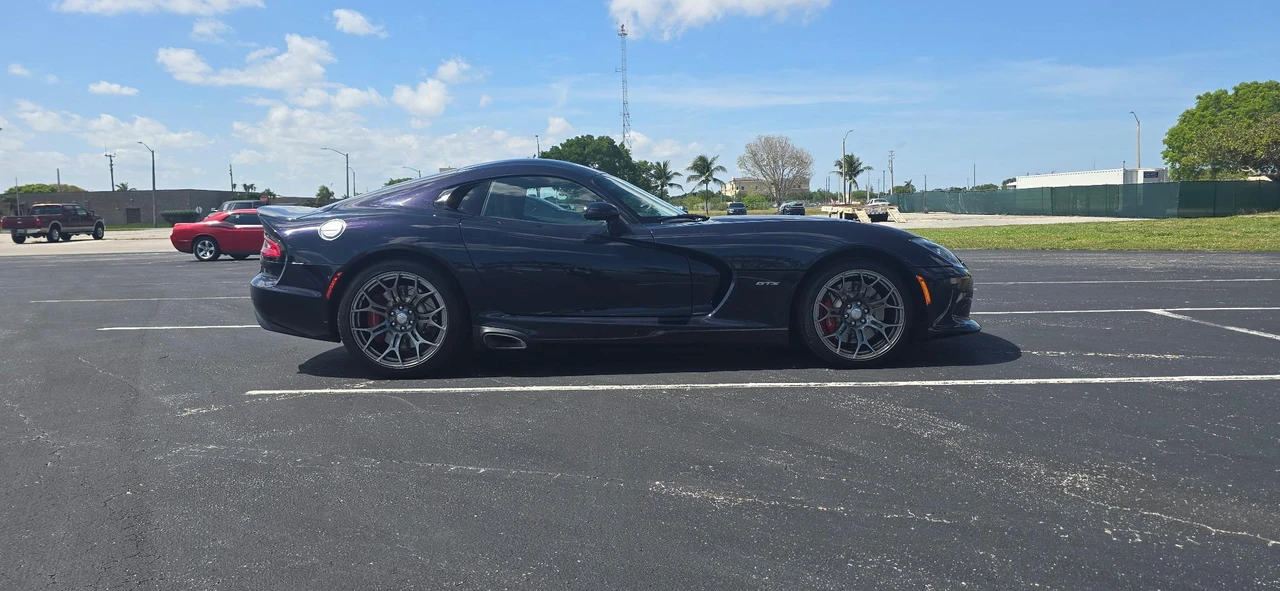 2013 Dodge Viper 5th Gen - Image 11 of 31