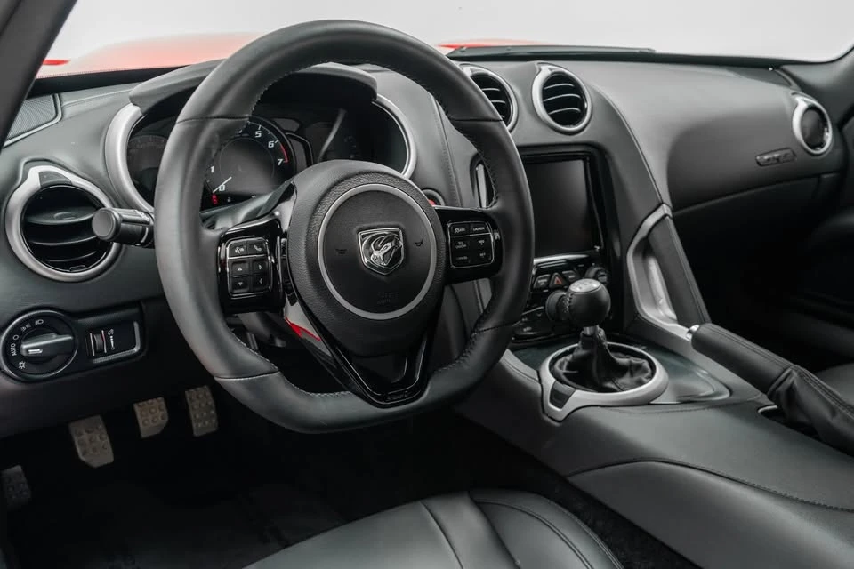 2013 Dodge Viper - Image 12 of 19