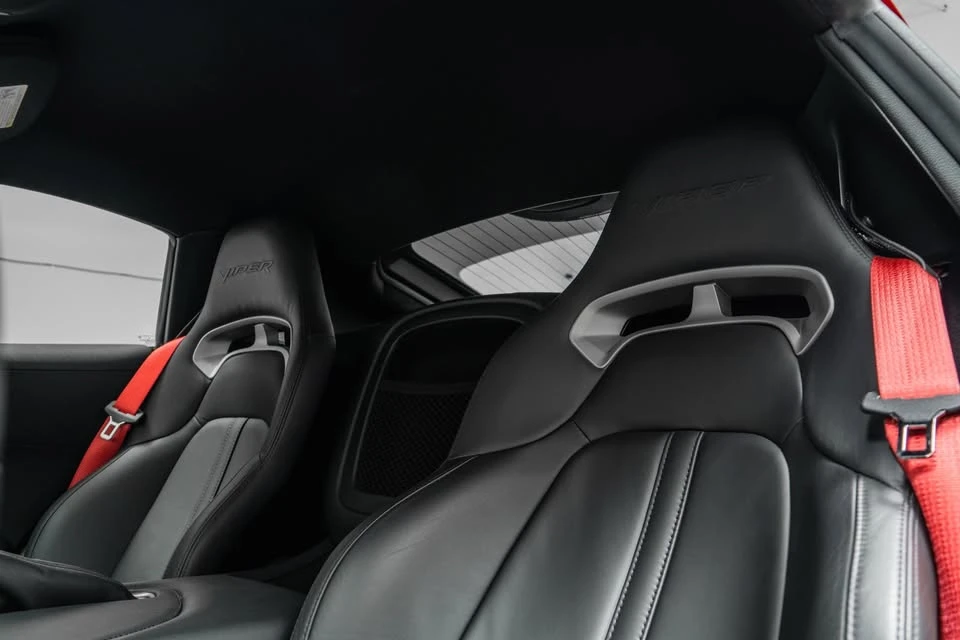 2013 Dodge Viper - Image 15 of 19
