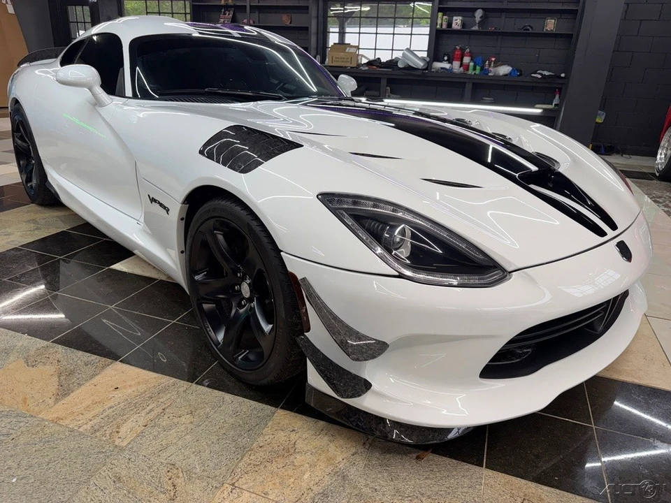 2013 Dodge Viper 5th Gen - Image 4 of 12