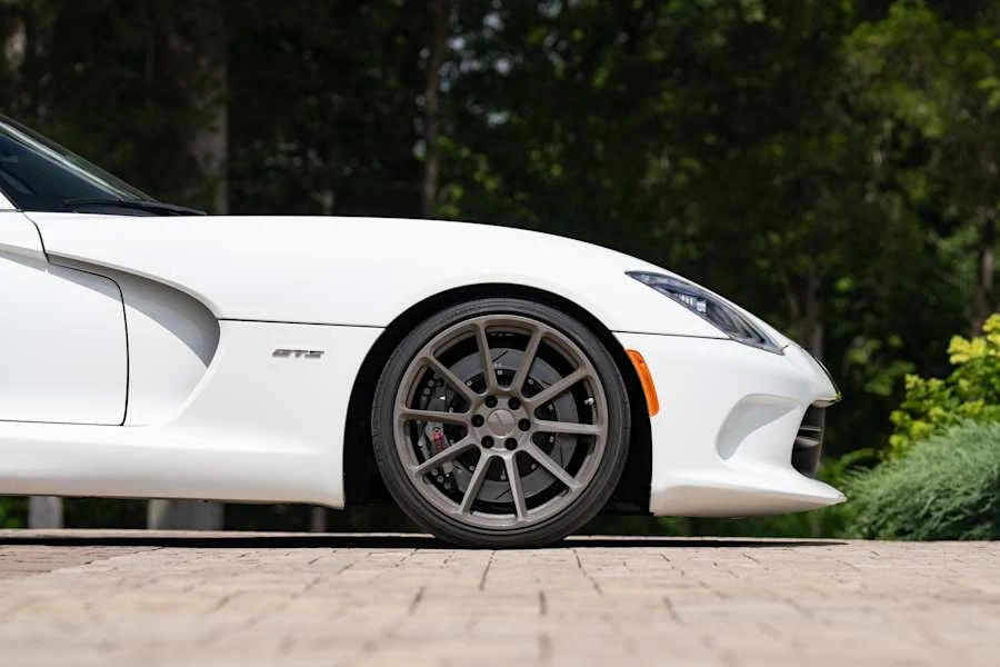 2013 Dodge Viper 5th Gen - Image 10 of 31