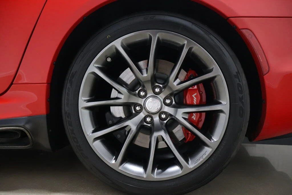 2013 Dodge Viper 5th Gen - Image 16 of 21
