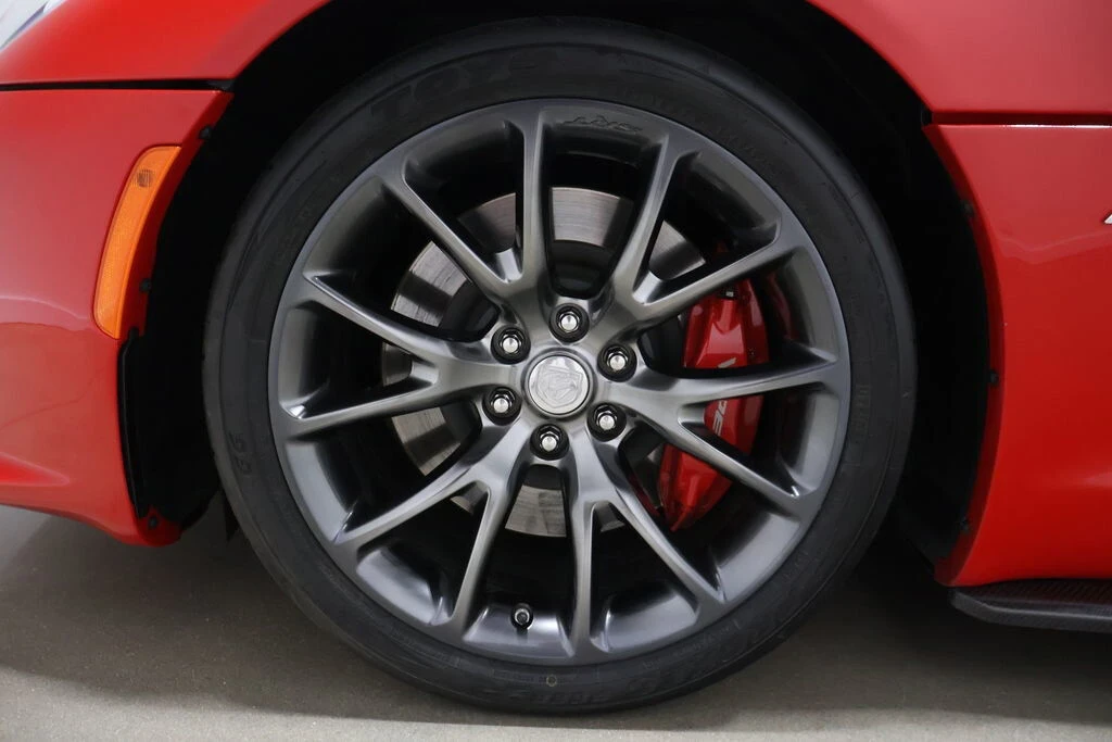 2013 Dodge Viper 5th Gen - Image 17 of 21