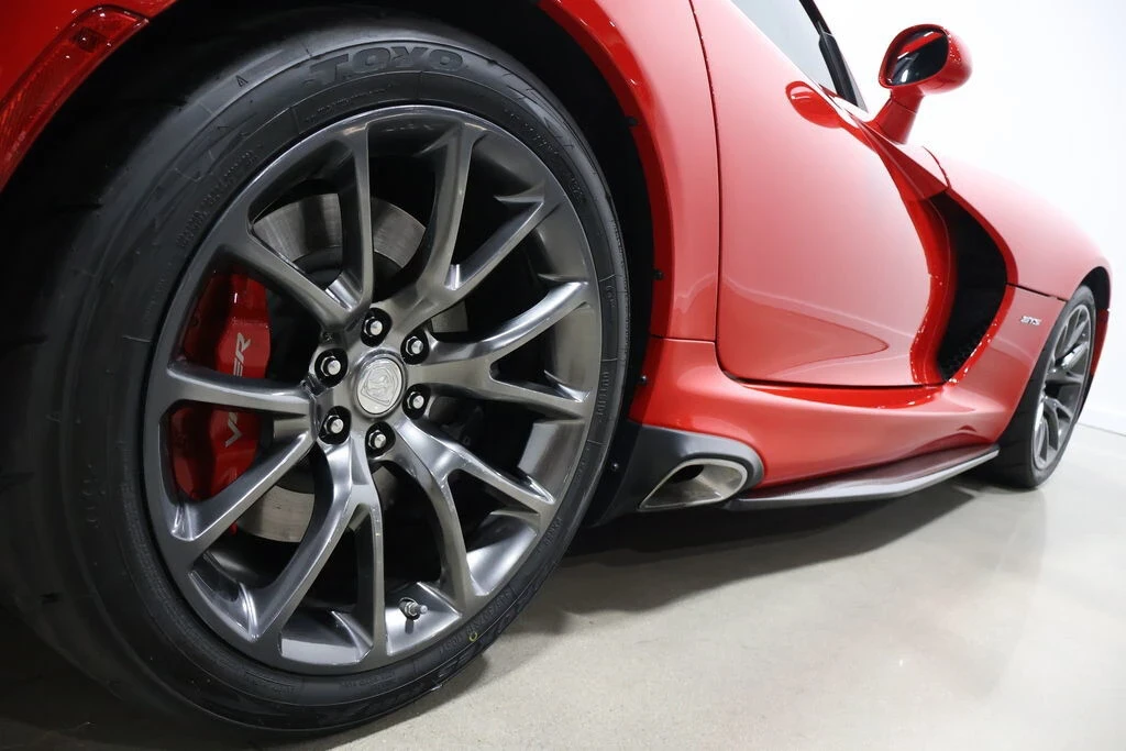 2013 Dodge Viper 5th Gen - Image 14 of 21
