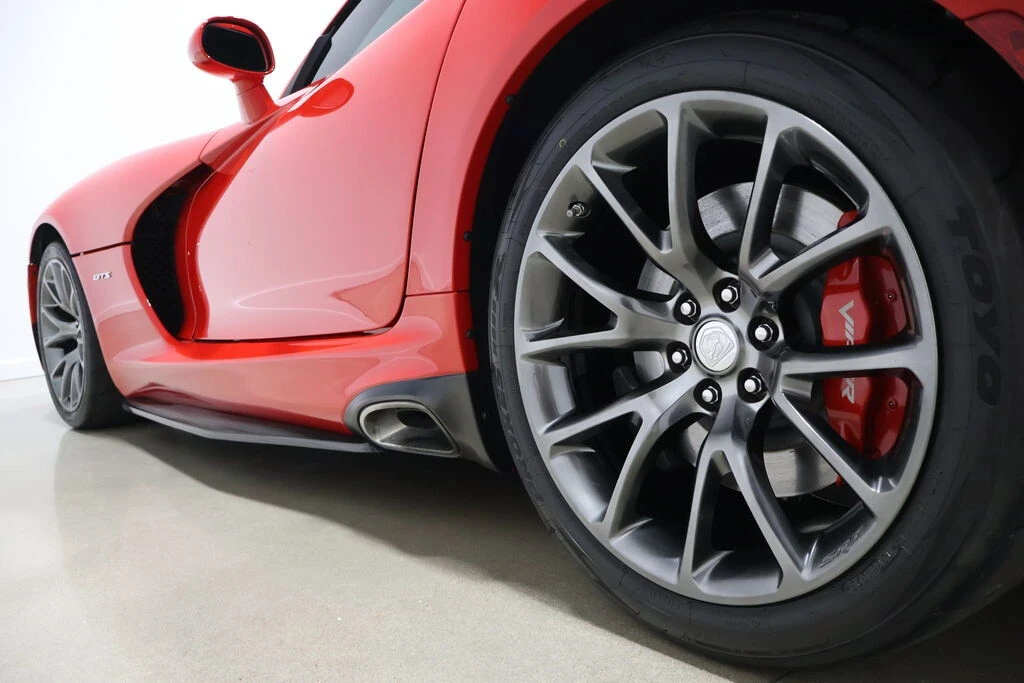 2013 Dodge Viper 5th Gen - Image 15 of 21
