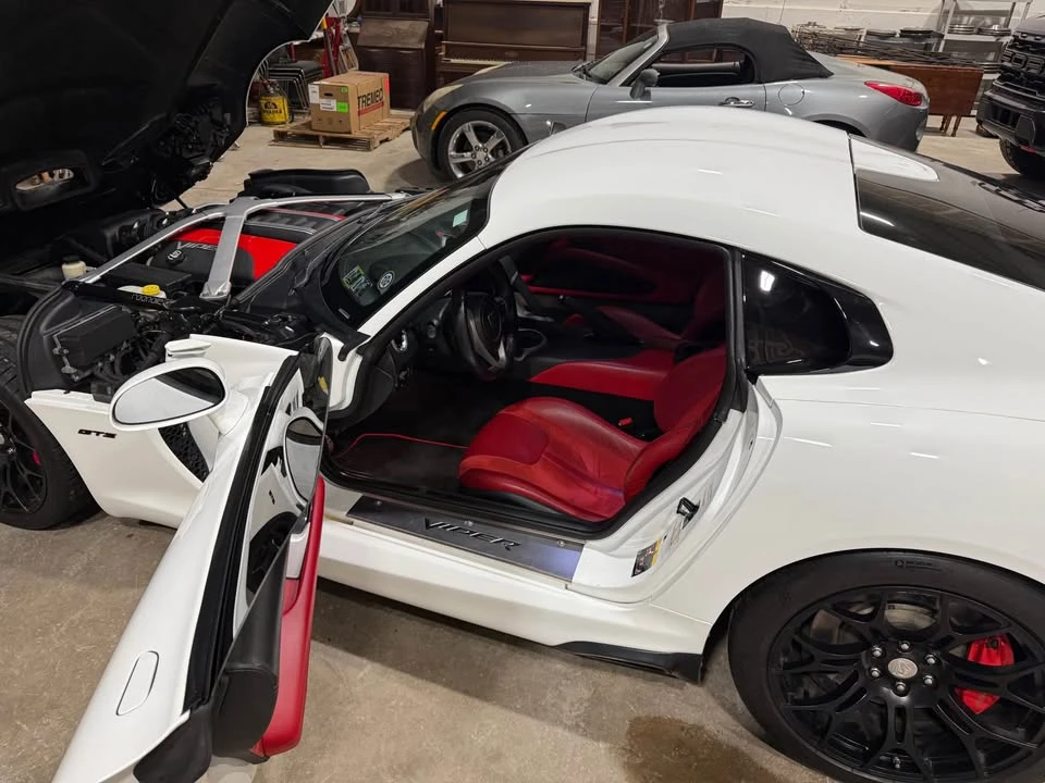 2013 Dodge Viper 5th Gen - Image 5 of 13
