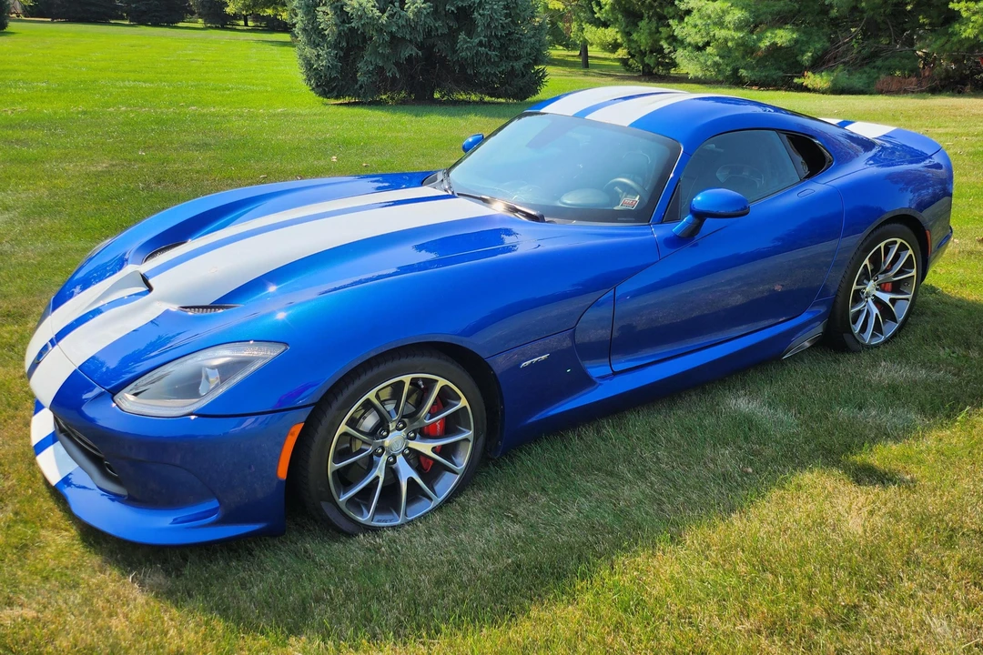 2013 Dodge Viper 5th Gen - Image 3 of 31