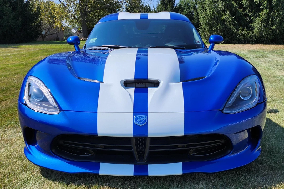2013 Dodge Viper 5th Gen - Image 2 of 31
