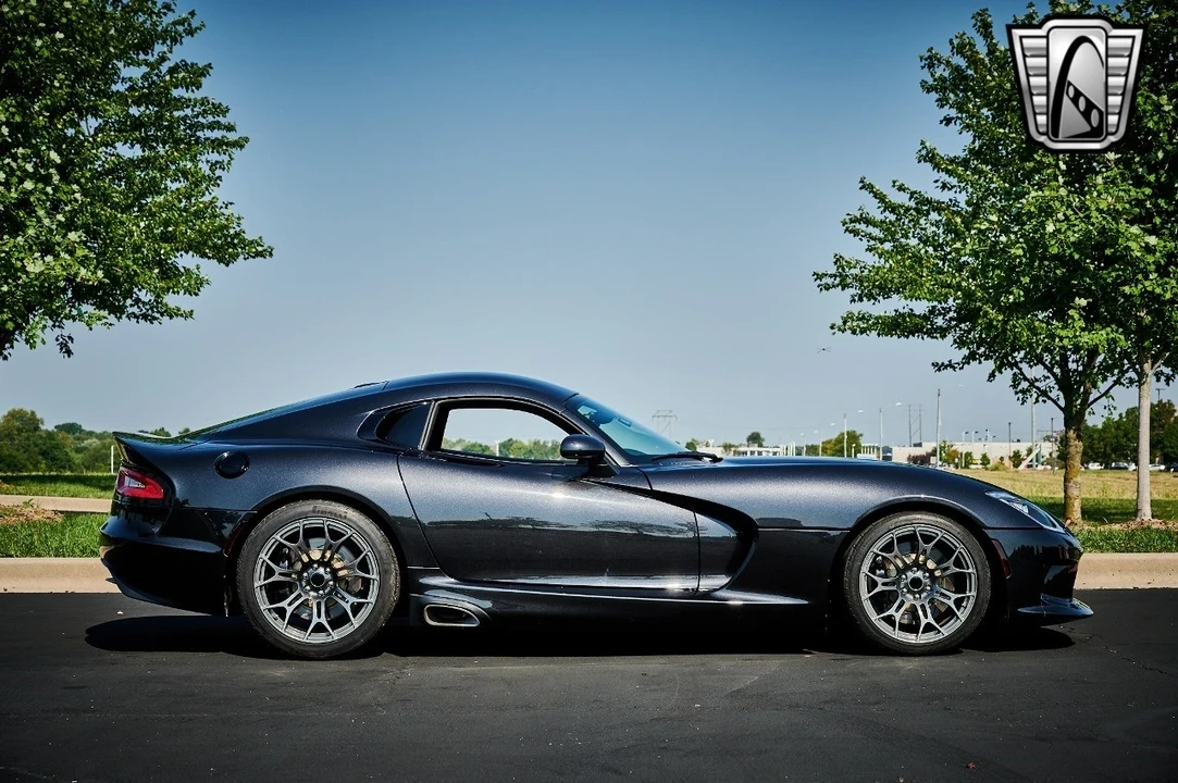 2013 Dodge Viper 5th Gen - Image 9 of 21