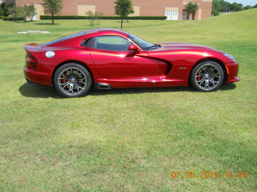 2013 Dodge Viper 5th Gen - Image 2 of 11