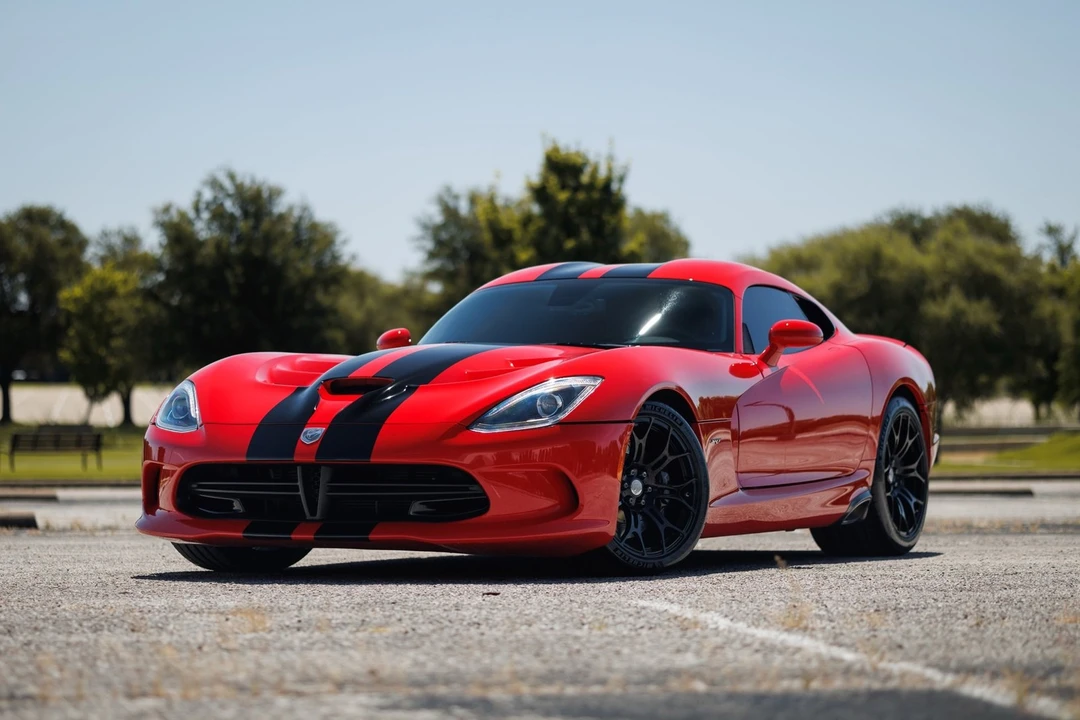 2013 Dodge Viper 5th Gen - Image 2 of 12