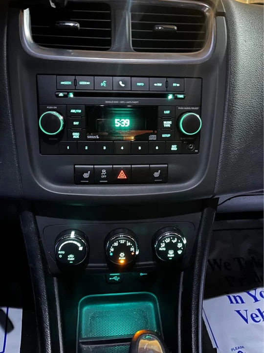 2013 Dodge Avenger Sedan - Image 16 of 17