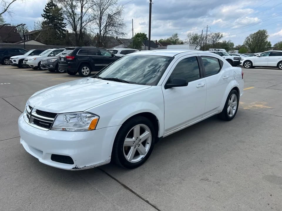 2013 Dodge Avenger Sedan - Image 2 of 9