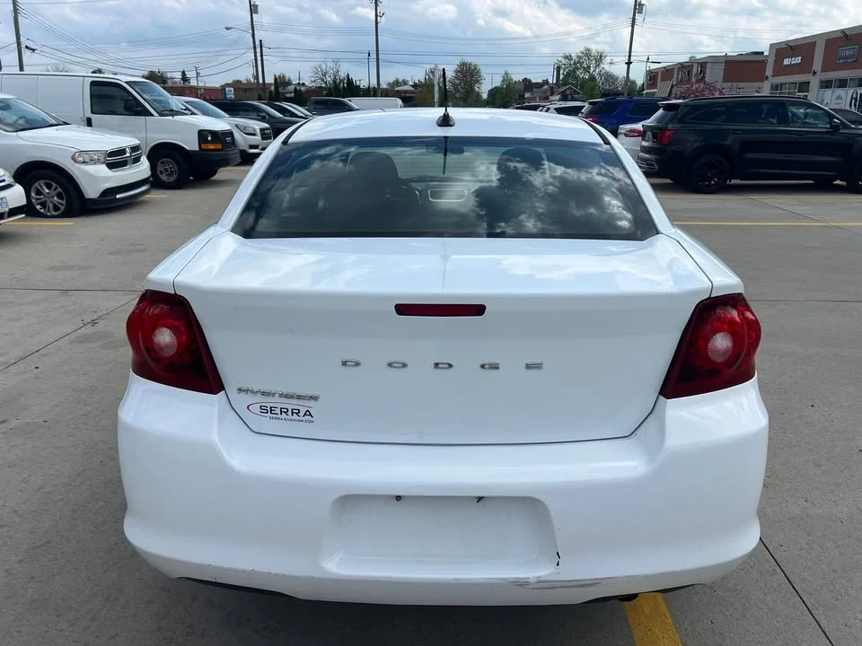 2013 Dodge Avenger Sedan - Image 4 of 9