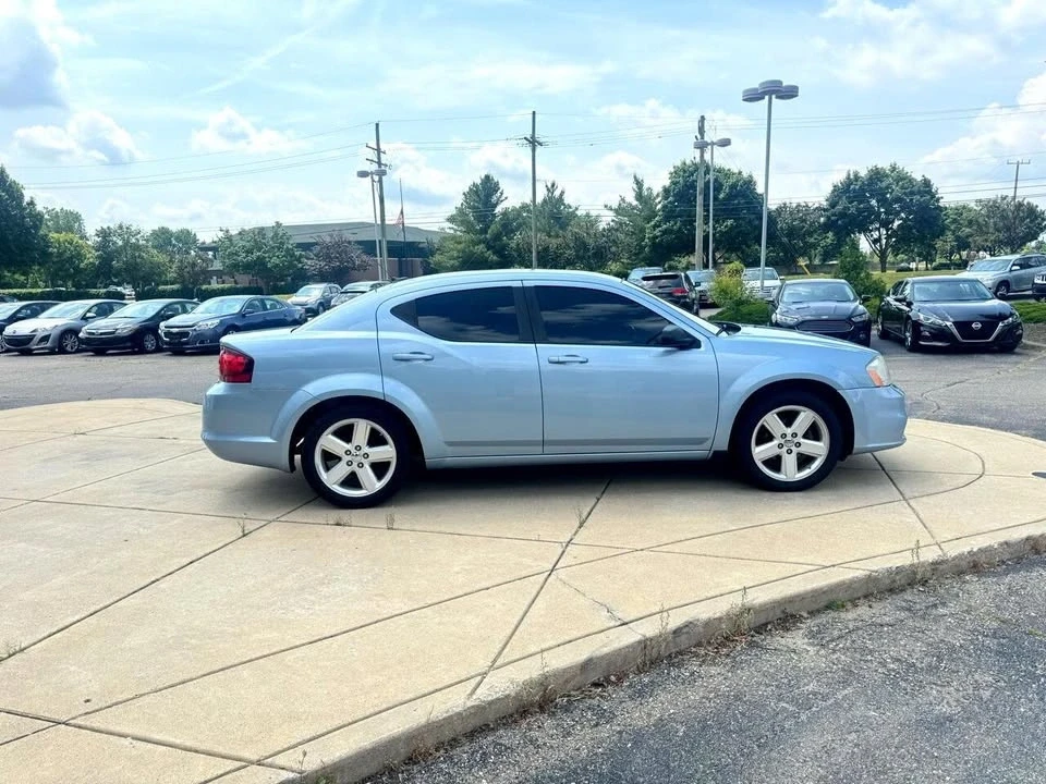 2013 Dodge Avenger Sedan - Image 4 of 15