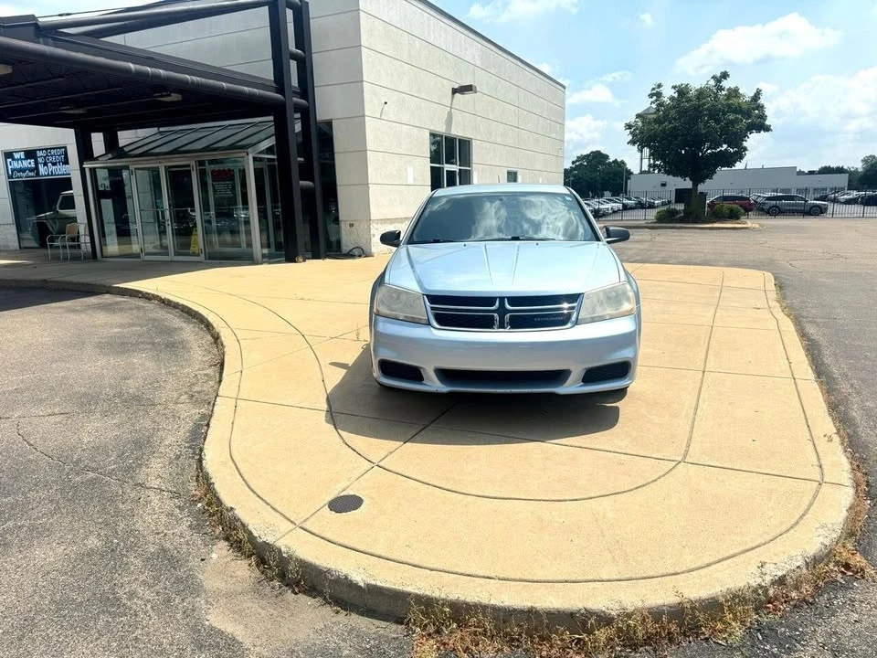 2013 Dodge Avenger Sedan - Image 2 of 15