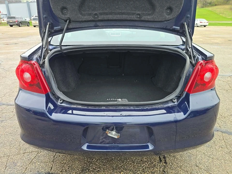 2013 Dodge Avenger Sedan - Image 11 of 12