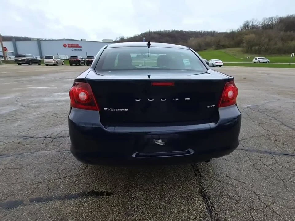 2013 Dodge Avenger Sedan - Image 3 of 12