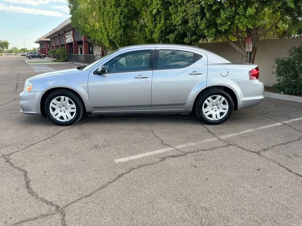 2013 Dodge Avenger Sedan - Image 5 of 18