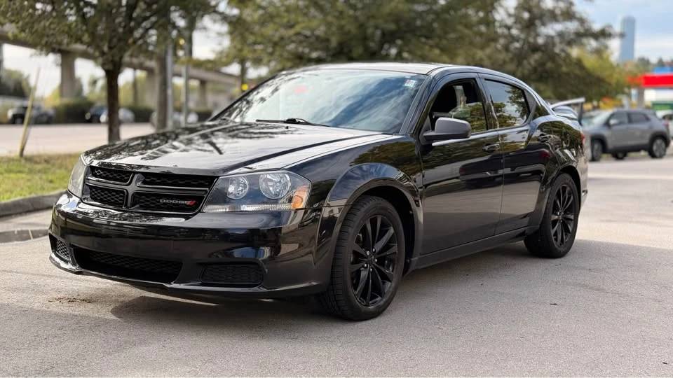 2013 Dodge Avenger Sedan - Image 2 of 14
