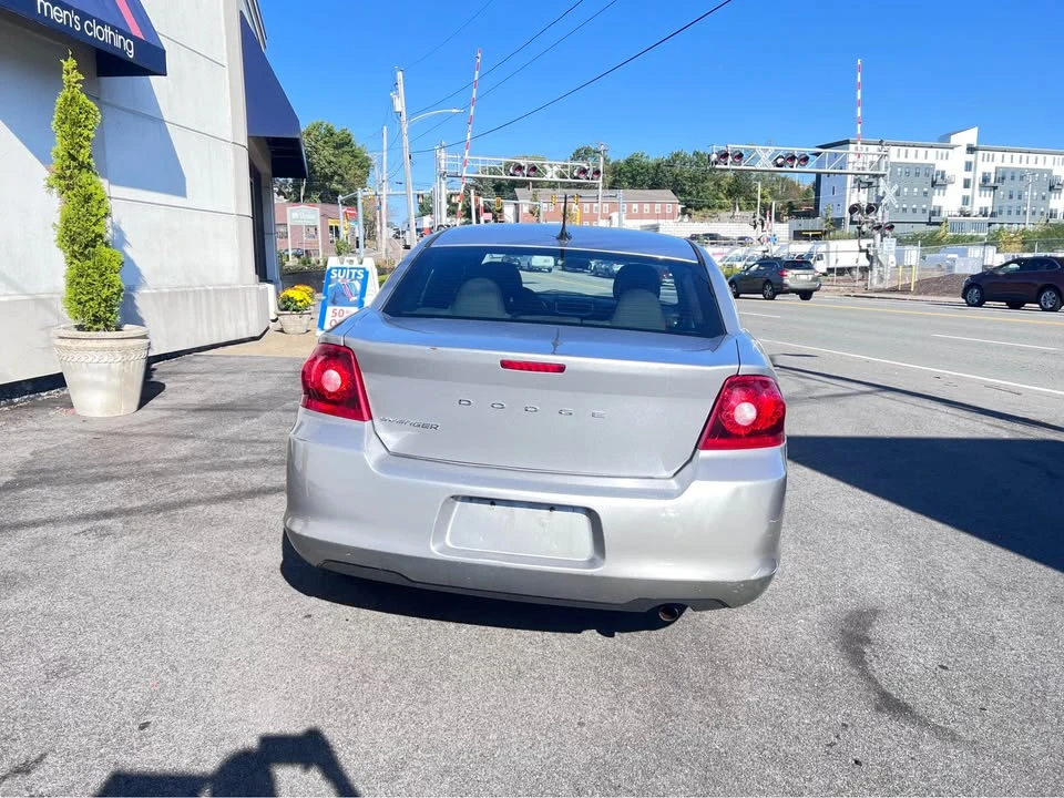 2013 Dodge Avenger Sedan - Image 11 of 11