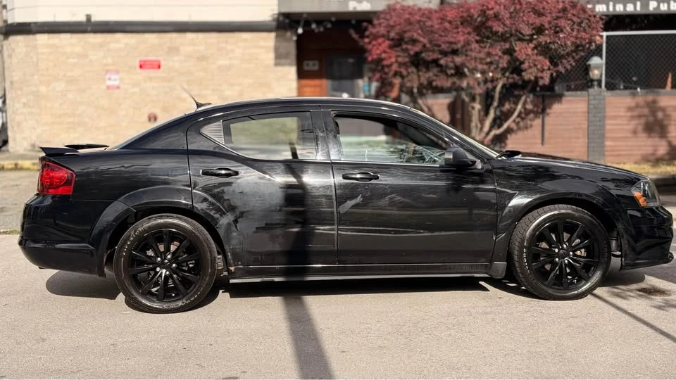 2013 Dodge Avenger Sedan - Image 7 of 14