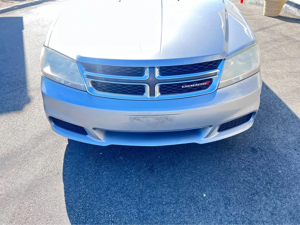 2013 Dodge Avenger Sedan - Image 4 of 11
