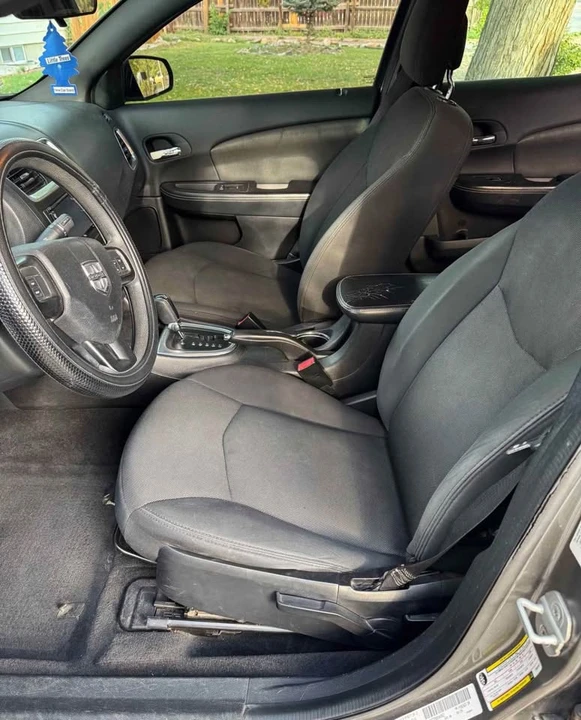 2013 Dodge Avenger Sedan - Image 7 of 11