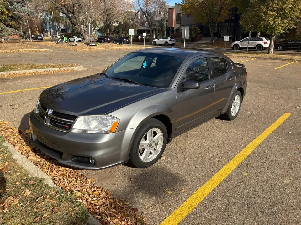 2013 Dodge Avenger Sedan - Image 2 of 14
