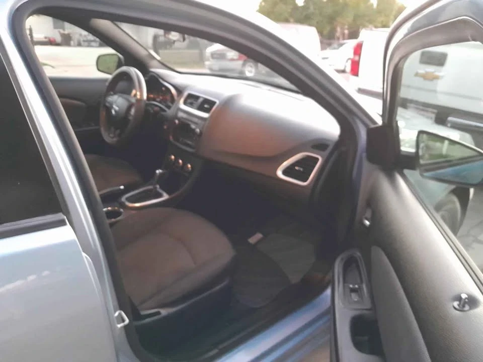 2013 Dodge Avenger Sedan - Image 2 of 8