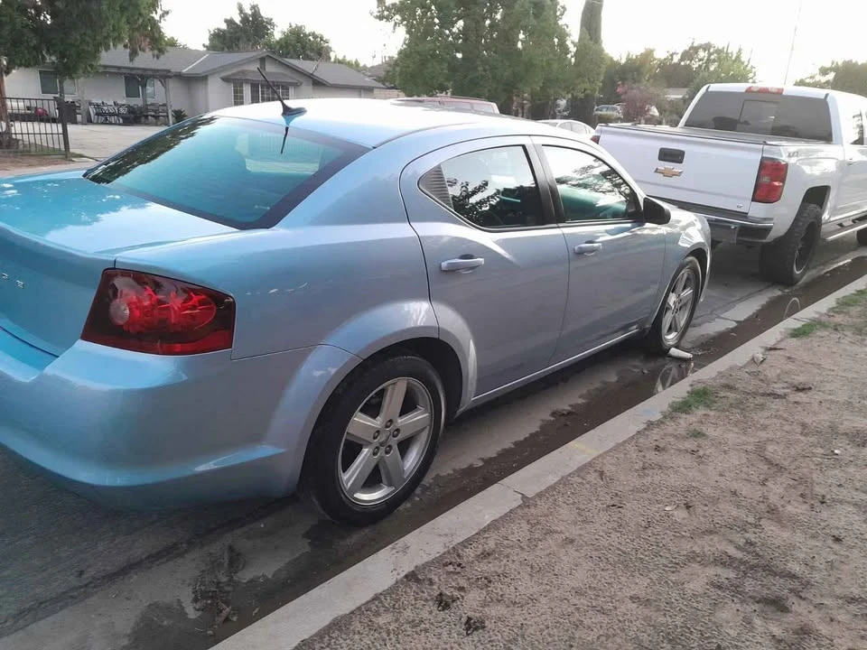 2013 Dodge Avenger Sedan - Image 5 of 8
