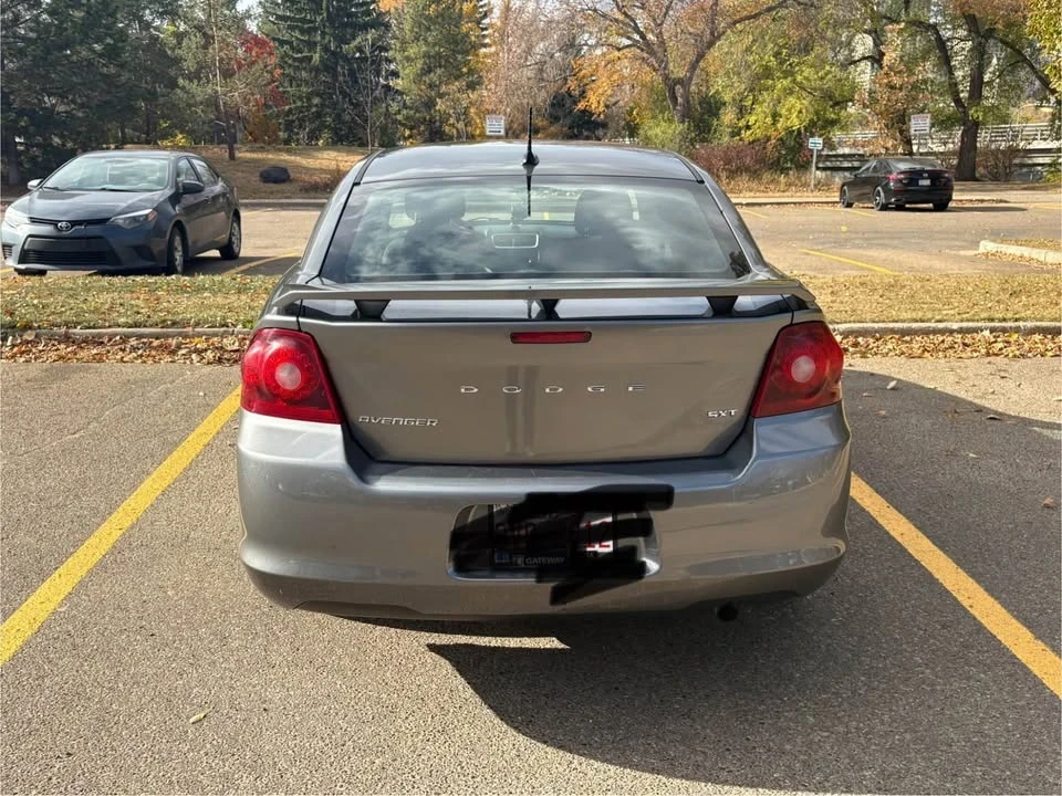 2013 Dodge Avenger Sedan - Image 5 of 14
