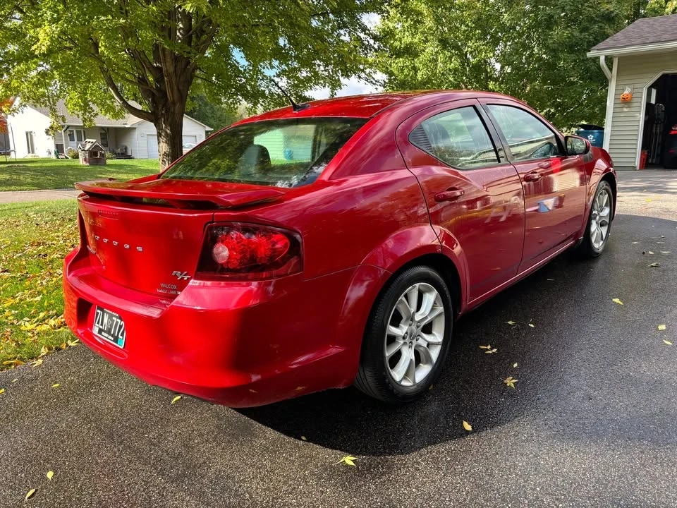 2013 Dodge Avenger Sedan - Image 4 of 7