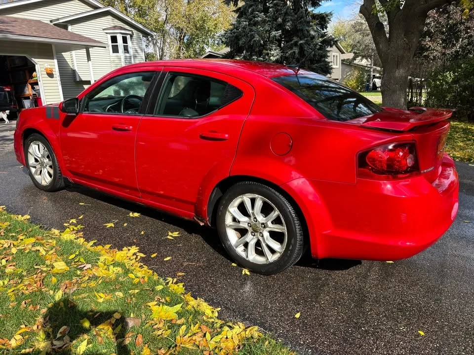 2013 Dodge Avenger Sedan - Image 2 of 7