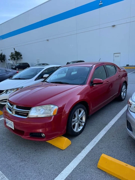 2013 Dodge Avenger Sedan - Image 2 of 6