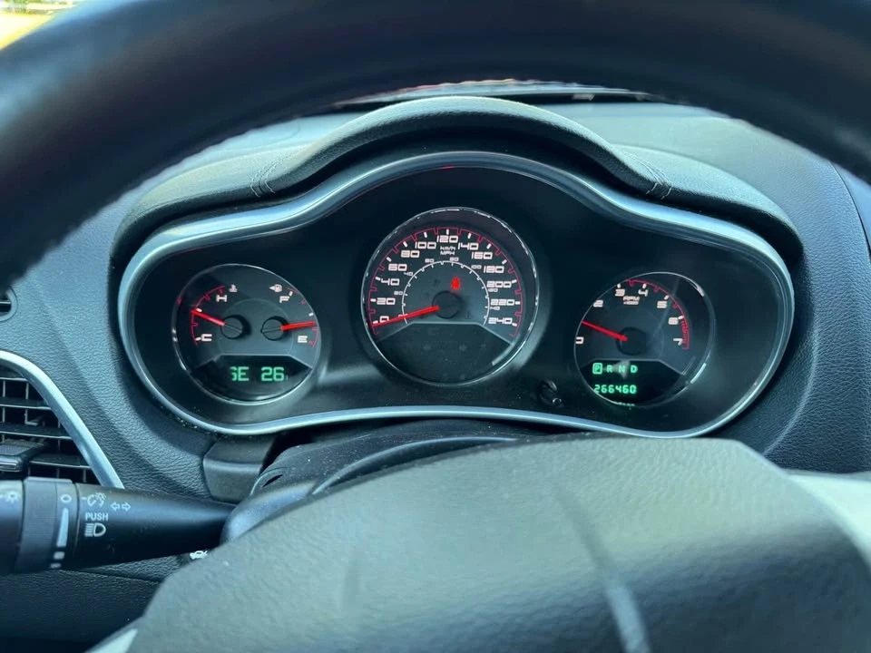 2013 Dodge Avenger Sedan - Image 6 of 6