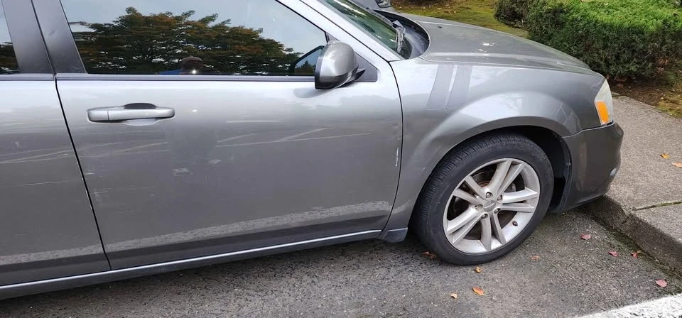 2013 Dodge Avenger Sedan - Image 6 of 13