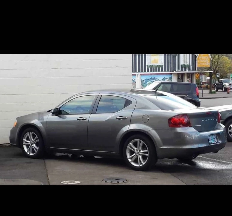 2013 Dodge Avenger Sedan - Image 3 of 13