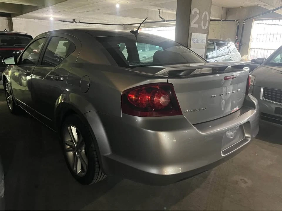 2013 Dodge Avenger Sedan - Image 4 of 17