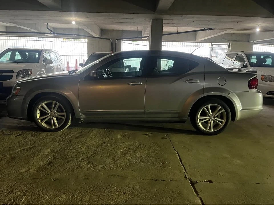 2013 Dodge Avenger Sedan - Image 6 of 17