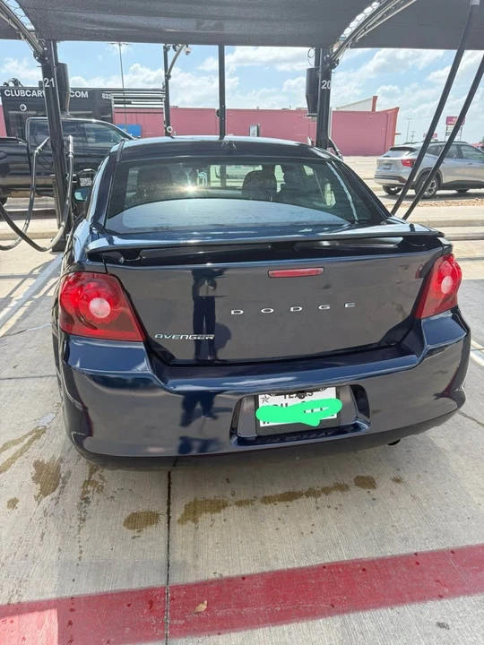 2013 Dodge Avenger Sedan - Image 2 of 4