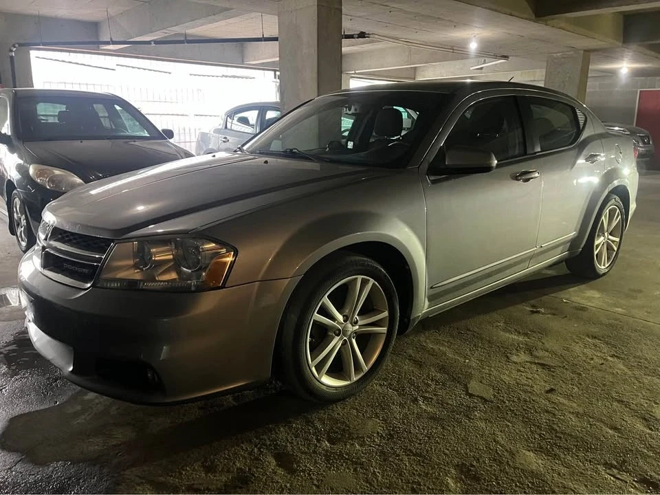 2013 Dodge Avenger Sedan - Image 8 of 17