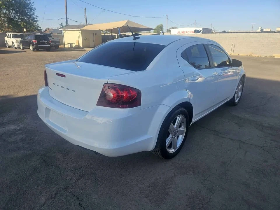 2013 Dodge Avenger Sedan - Image 4 of 9