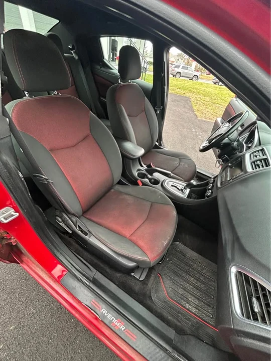 2013 Dodge Avenger Sedan - Image 6 of 12