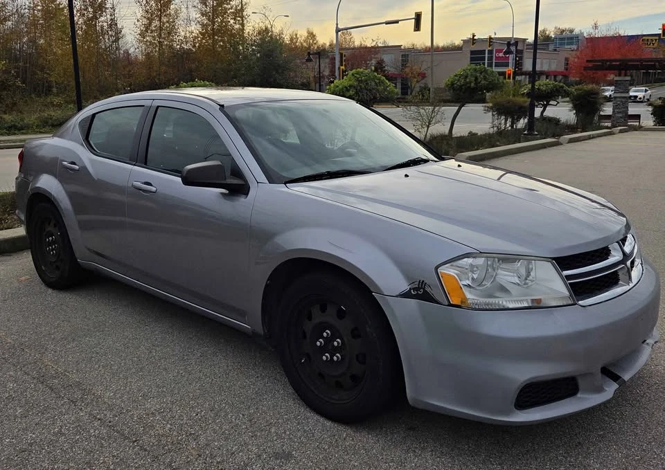 2013 Dodge Avenger Sedan - Image 3 of 11
