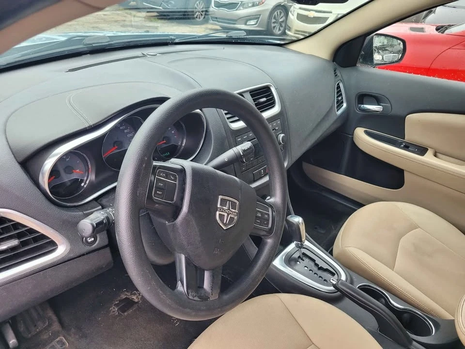 2013 Dodge Avenger Sedan - Image 7 of 11
