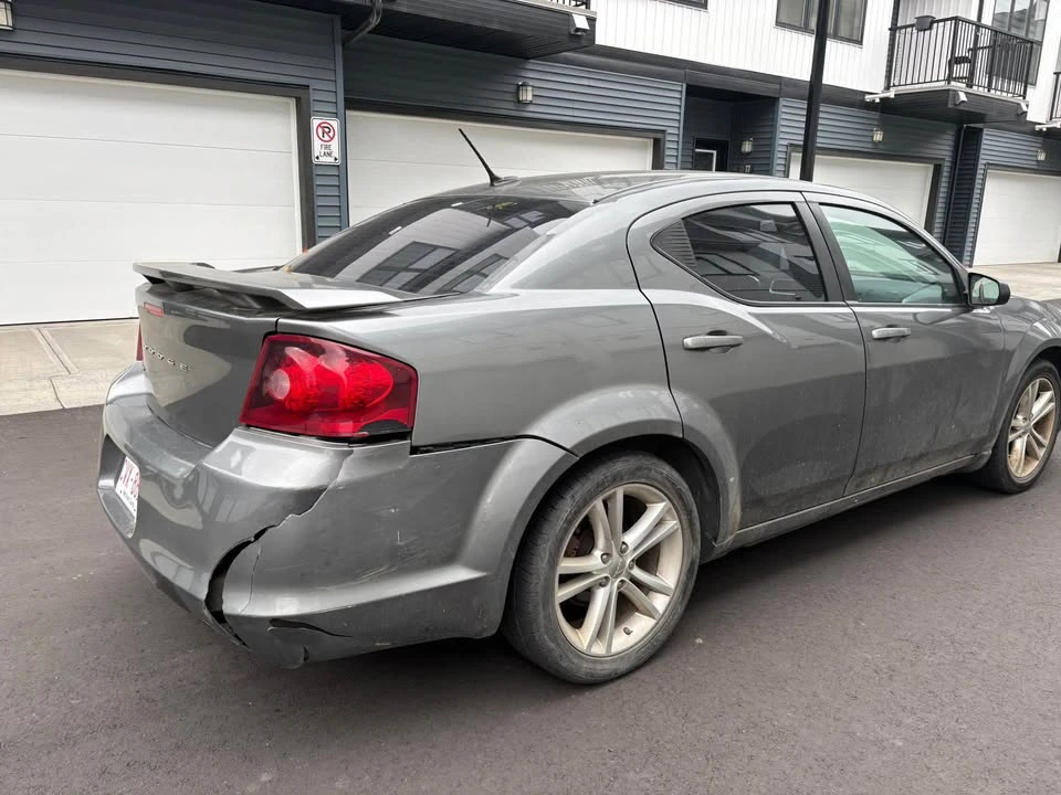2013 Dodge Avenger Sedan - Image 4 of 7