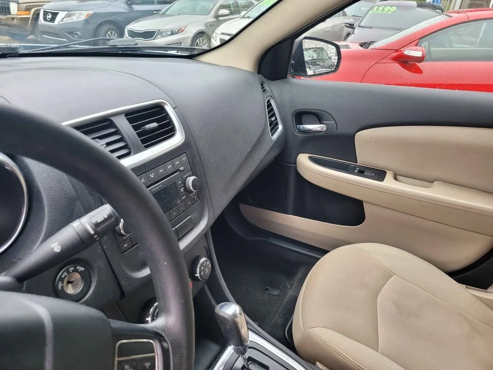 2013 Dodge Avenger Sedan - Image 10 of 11
