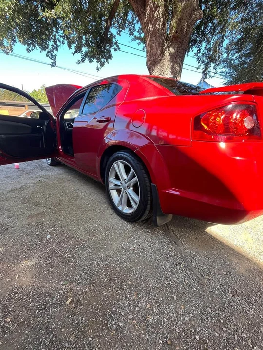 2013 Dodge Avenger Sedan - Image 10 of 12